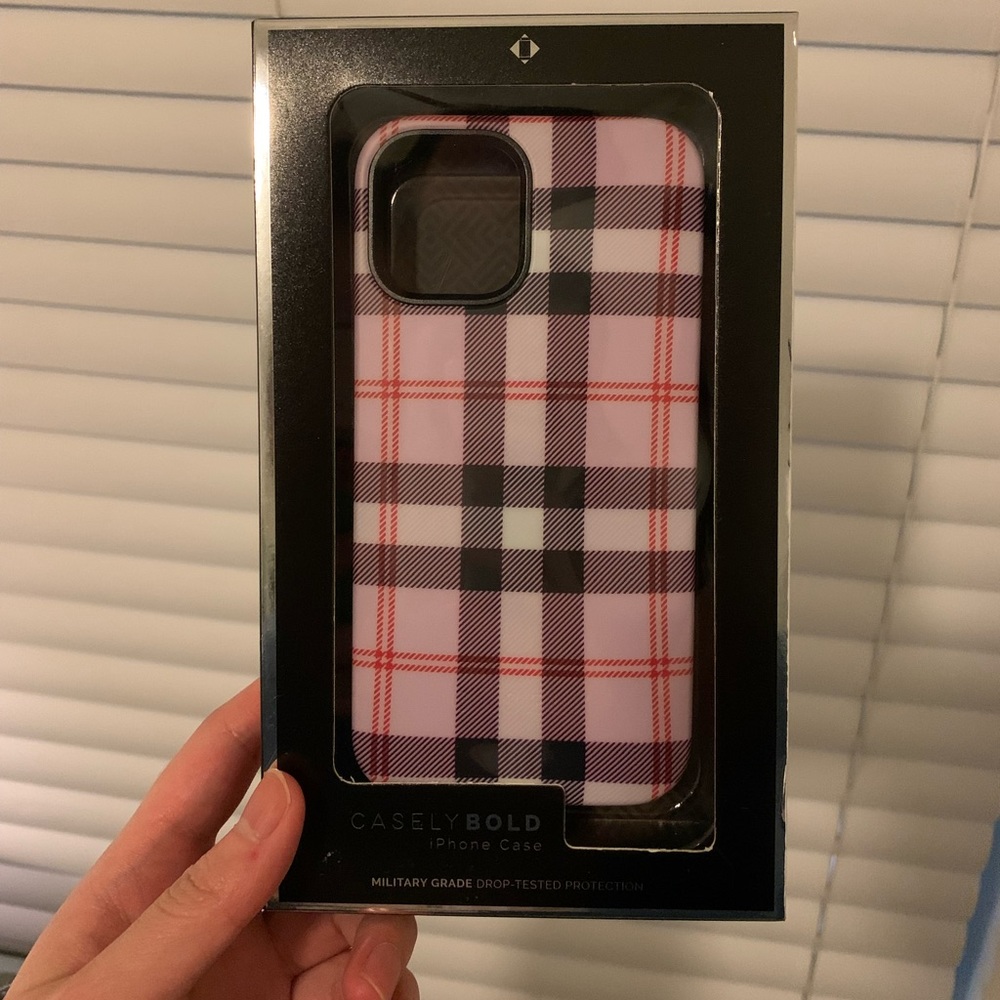 Casely iPhone 12 pro protective photo case